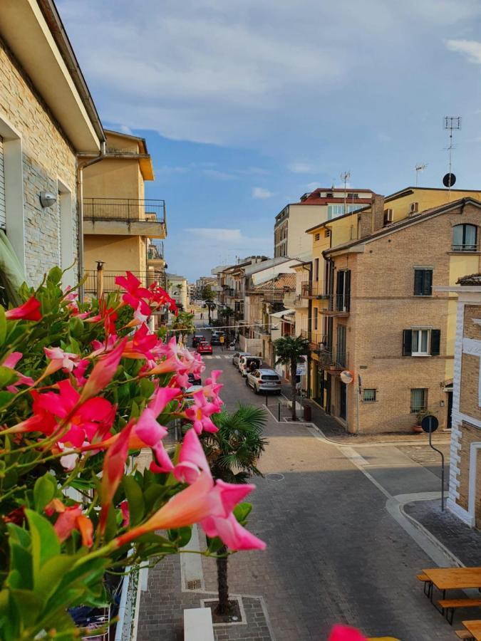 Casa Matilda Hotel Porto Sant'Elpidio Bagian luar foto